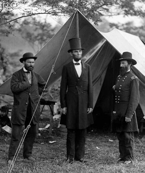 Abraham Lincoln, Allen Pinkerton, General John McClernand, Antietam, October 3, 1862 